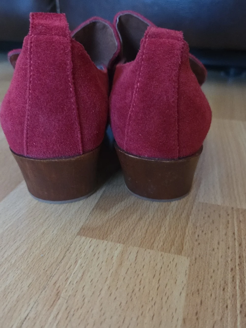 Jeffrey Campbell Cedar Red Suede Studded Square Toe Heel Loafer Size 6